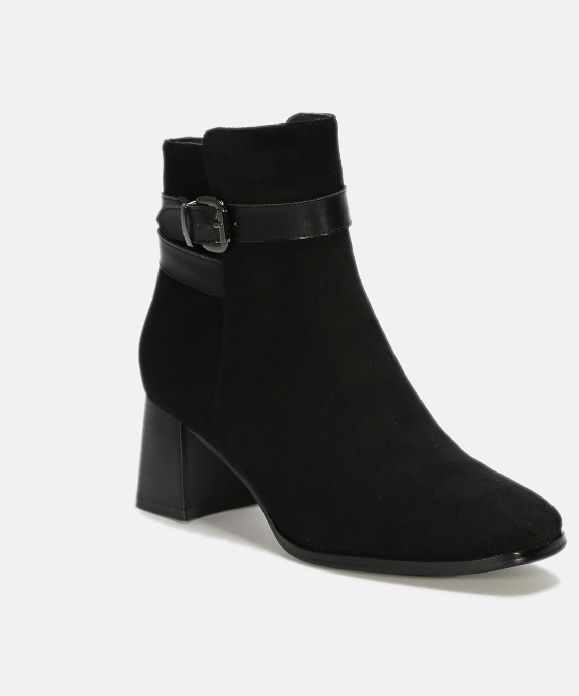 Botines negros tac&oacute;n hebilla image number null